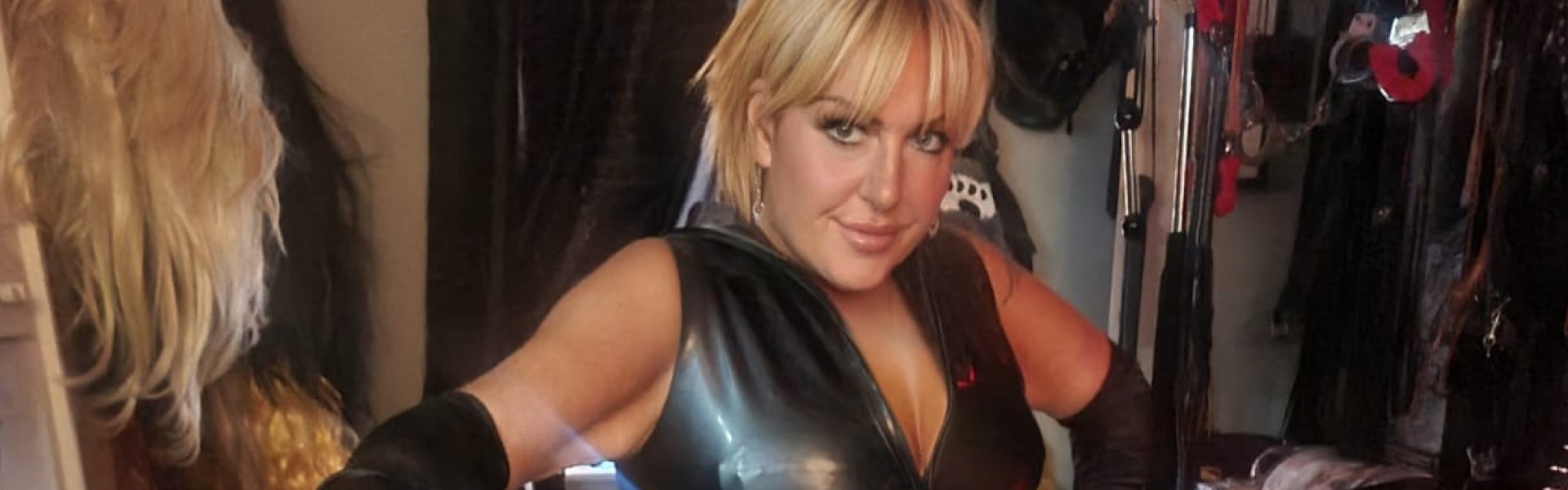 Billboard for MistressGia Sheffield Escort, BDSM, DUO, Couple, Verified Adult Service Provider, Companion in United Kingdom