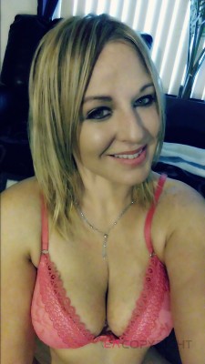 MISS CARESS Toledo, Ohio Escort, DUO, Verified Adult Service Provider, Companion in United States | 3