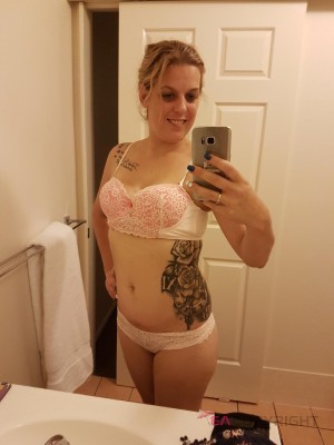 Lara PSE Gold Coast-Tweed Escort, Pornstar, DUO, Couple, Massage, Verified Adult Service Provider, Companion in Australia | 2
