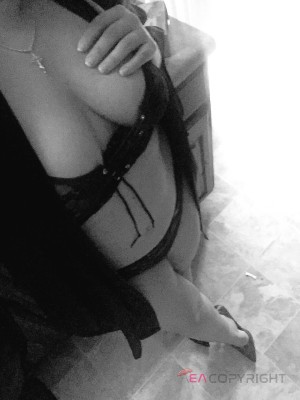 SweetKarley Minneapolis, Minnesota Escort, , Verified Adult Service Provider, Companion in United States | 2