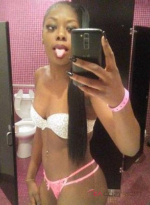 BLACKCREOLEDOLL Milwaukee, Wisconsin Escort, , Verified Adult Service Provider, Companion in United States | 1