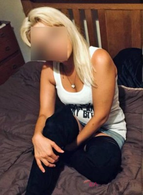 LeahExclusive Cambridge Escort, Pornstar, DUO, Couple, Verified Adult Service Provider, Companion in Canada | 1