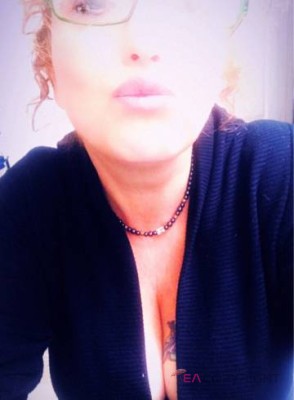Red42 Columbus, Ohio Escort, , Verified Adult Service Provider, Companion in United States | 1
