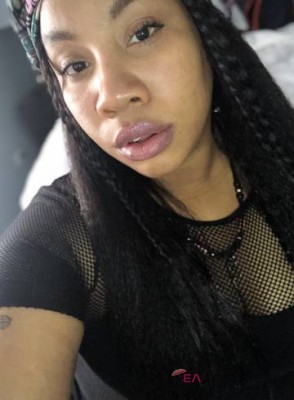 Roxie9 Chicago, Illinois Escort, , Verified Adult Service Provider, Companion in United States | 1