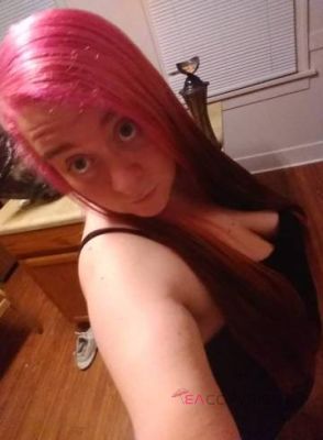 Cierra Milwaukee, Wisconsin Escort, Pornstar, Verified Adult Service Provider, Companion in United States | 1