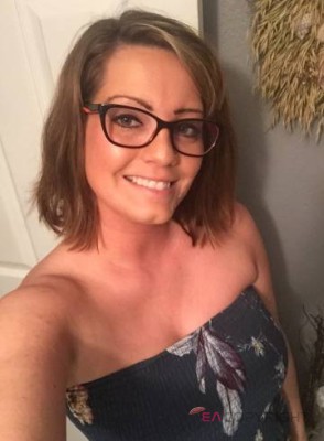 Lindsey St. Louis, Missouri Escort, , Verified Adult Service Provider, Companion in United States | 1