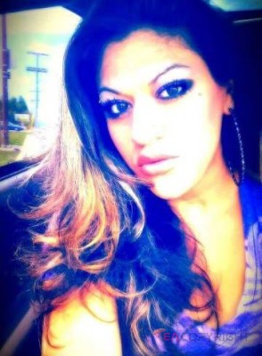 Roxie. Denver, Colorado Escort, DUO, Verified Adult Service Provider, Companion in United States | 1