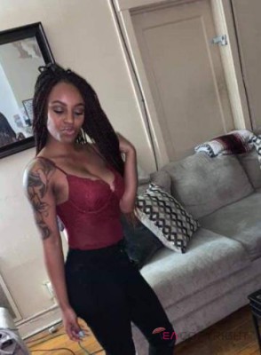 Champayne Kansas City, Missouri Escort, Couple, Verified Adult Service Provider, Companion in United States | 1