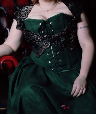 Garnet Edmonton Escort, , Verified Adult Service Provider, Companion in Canada | 2