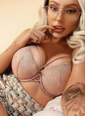 JENNY233 Kuwait Escort, , Verified Adult Service Provider, Companion in Kuwait | 1
