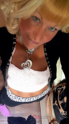 Allie22 Saint Louis, Missouri Escort, Massage, Verified Adult Service Provider, Companion in United States | 2
