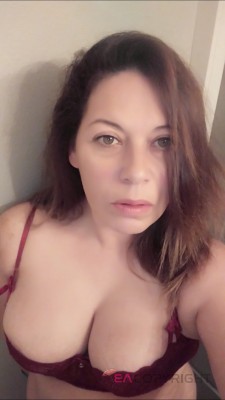 Elle Denver, Colorado Escort, Massage, Verified Adult Service Provider, Companion in United States | 2
