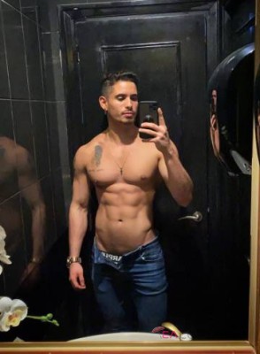 markdee452 Phoenix, Arizona Escort, BDSM, DUO, Couple, Massage, Verified Adult Service Provider, Companion in United States | 1