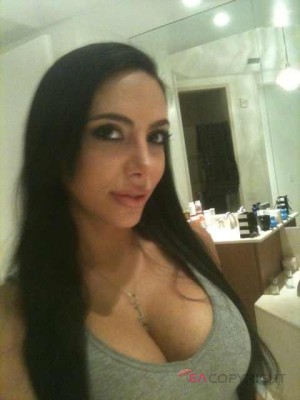 Sexyred35 Oklahoma City, Oklahoma Escort, Pornstar, BDSM, Couple, Verified Adult Service Provider, Companion in United States | 1
