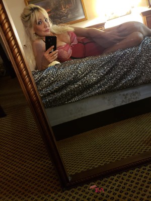 Brittany Love Salem, Massachusetts Escort, DUO, Couple, Verified Adult Service Provider, Companion in United States | 1