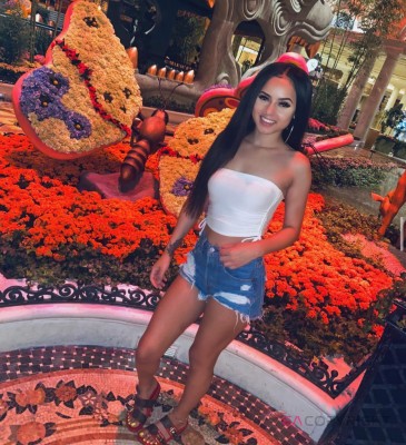 Skyeee9 Las Vegas, Nevada Escort, Pornstar, DUO, Couple, Massage, Verified Adult Service Provider, Companion in United States | 4
