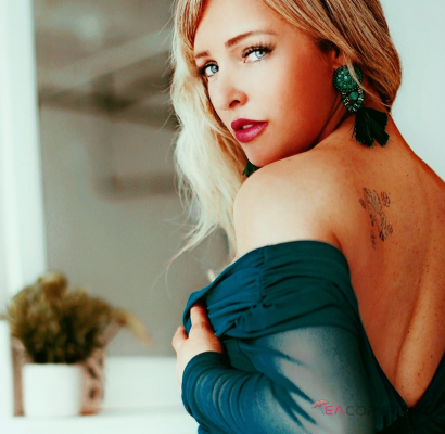 OhhhVia Toronto Escort, , Verified Adult Service Provider, Companion in Canada | 2