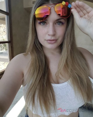 Corinna Chicago, Illinois Escort, , Verified Adult Service Provider, Companion in United States | 2