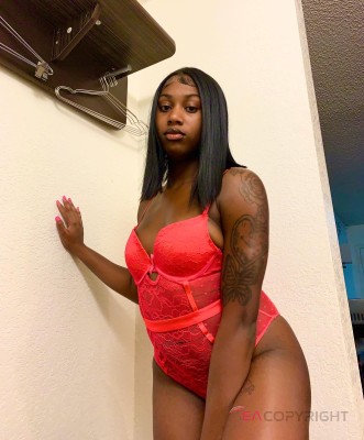 Hazelmami - escort from Dallas