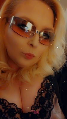 ReinaSTL St. Louis, Missouri Escort, , Verified Adult Service Provider, Companion in United States | 2