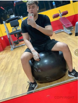 gio top Abu Dhabi Escort, Pornstar, BDSM, DUO, Couple, Verified Adult Service Provider, Companion in United Arab Emirates | 2