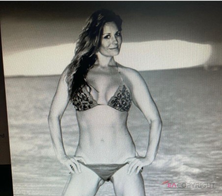 SingleLady Los Angeles, California Escort, , Verified Adult Service Provider, Companion in United States | 3