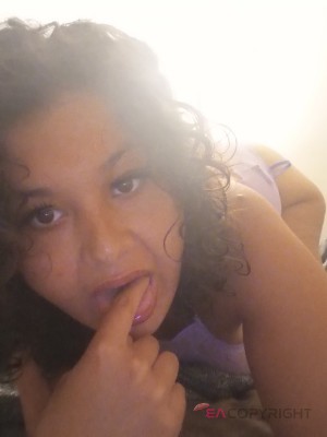 Kayla35 - escort from Sacramento