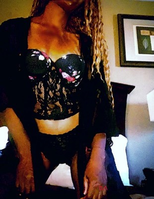 Violet Norie Monterey, California Escort, , Verified Adult Service Provider, Companion in United States | 5