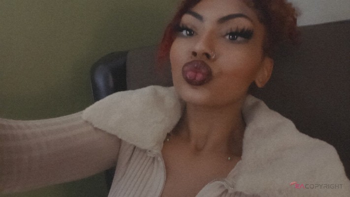 Model Hooker in Kennewick