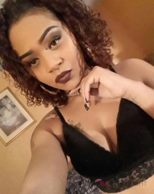 Seymone Michelle Richmond, Virginia Escort, DUO, Massage, Verified Adult Service Provider, Companion in United States | 2