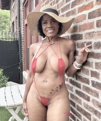 RavenSwallowz Columbus, Ohio Escort, Pornstar, Verified Adult Service Provider, Companion in United States | 57