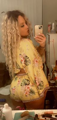 holli Las Vegas, Nevada Escort, Pornstar, BDSM, Couple, Verified Adult Service Provider, Companion in United States | 1