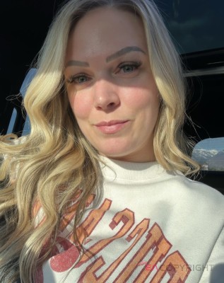 Haleyonlyxoxo Cincinnati, Ohio Escort, , Verified Adult Service Provider, Companion in United States | 1