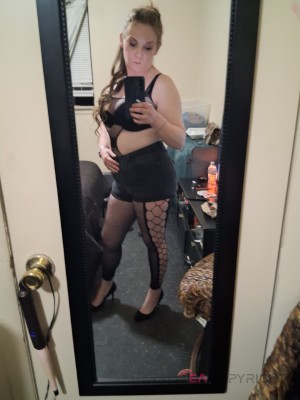 Nikkibaby3886 Memphis, Tennessee Escort, DUO, Couple, Verified Adult Service Provider, Companion in United States | 3