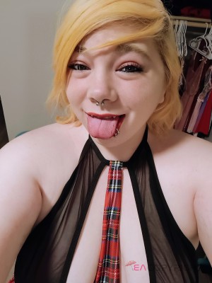 Stoner_Slut Denver, Colorado Escort, , Verified Adult Service Provider, Companion in United States | 4