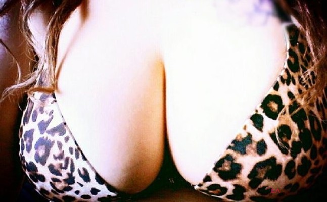 MonaBusty Montreal Escort, , Verified Adult Service Provider, Companion in Canada | 1