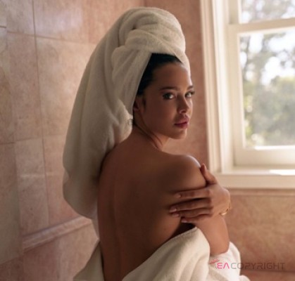 Violet1990 London Escort, Pornstar, Verified Adult Service Provider, Companion in Canada | 4