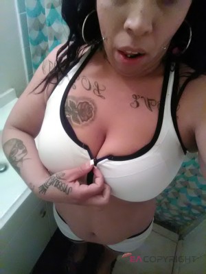 Escort-ads.com | Profile picture for escort SexyLatina69