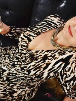Heidi the Housewife Tampa, Florida Escort, , Verified Adult Service Provider, Companion in United States