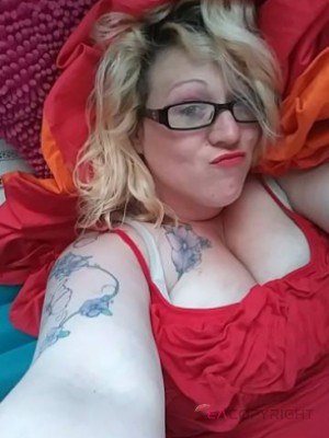 Lovelyyellie Davenport, Iowa Escort, , Verified Adult Service Provider, Companion in United States