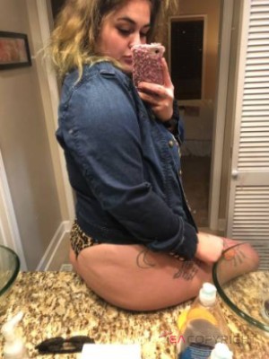 JuicyJoannaa Los Angeles, California Escort, Pornstar, BDSM, Massage, Verified Adult Service Provider, Companion in United States