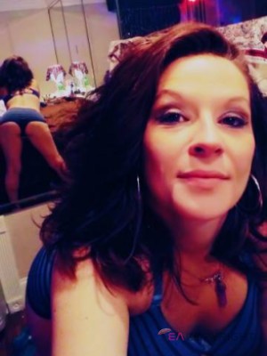 Breeze Milwaukee, Wisconsin Escort, Pornstar, Massage, Verified Adult Service Provider, Companion in United States