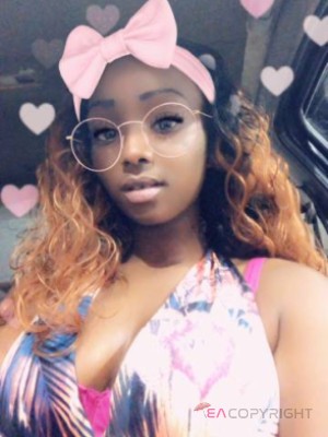 Roxxy22 Stockton, California Escort, Pornstar, Couple, Massage, Verified Adult Service Provider, Companion in United States