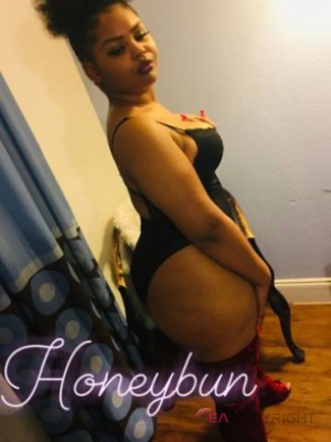 Honeybun Dallas, Texas Escort, , Verified Adult Service Provider, Companion in United States