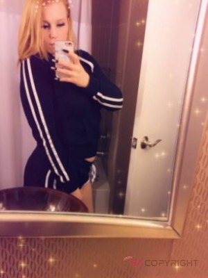 Sexyscarlette69 Sacramento, California Escort, Pornstar, BDSM, DUO, Couple, Massage, Verified Adult Service Provider, Companion in United States