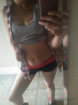deelynn Welland Escort, Pornstar, BDSM, DUO, Couple, Massage, Verified Adult Service Provider, Companion in Canada