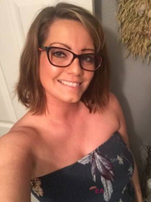 Lindsey St. Louis, Missouri Escort, , Verified Adult Service Provider, Companion in United States