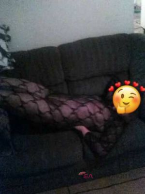 Beauty MILF Indianapolis, Indiana Escort, , Verified Adult Service Provider, Companion in United States
