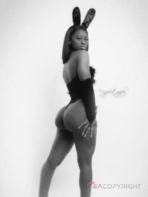 Courtney M Raleigh, North Carolina Escort, Massage, Verified Adult Service Provider, Companion in United States