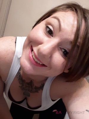 Ziana Portland, Oregon Escort, Pornstar, BDSM, Couple, Massage, Verified Adult Service Provider, Companion in United States